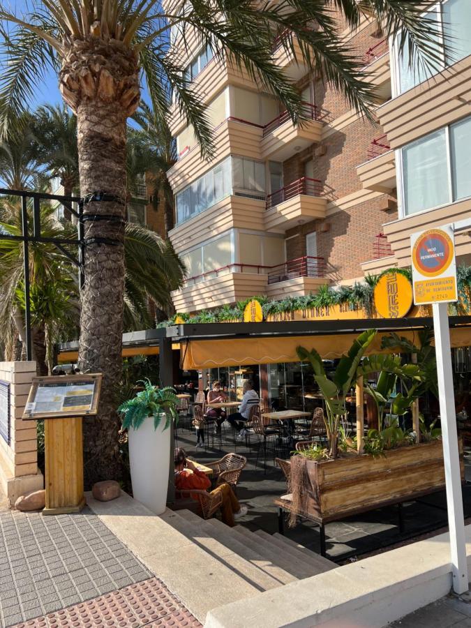 Amazing Beachfront Apartment - La Cala Benidorm Exterior photo